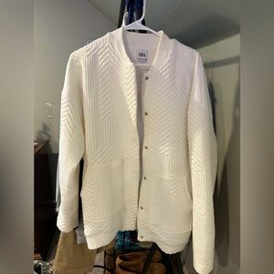 Zara woman’s  Cream Quilted Cardigan size m/l
